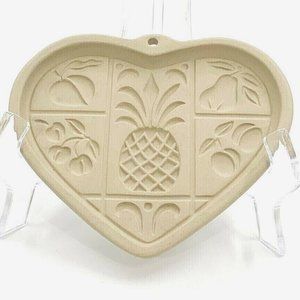 Pampered Chef Cookie Chocolate Mold 2001 Pineapple Hospitality Heart Stoneware
